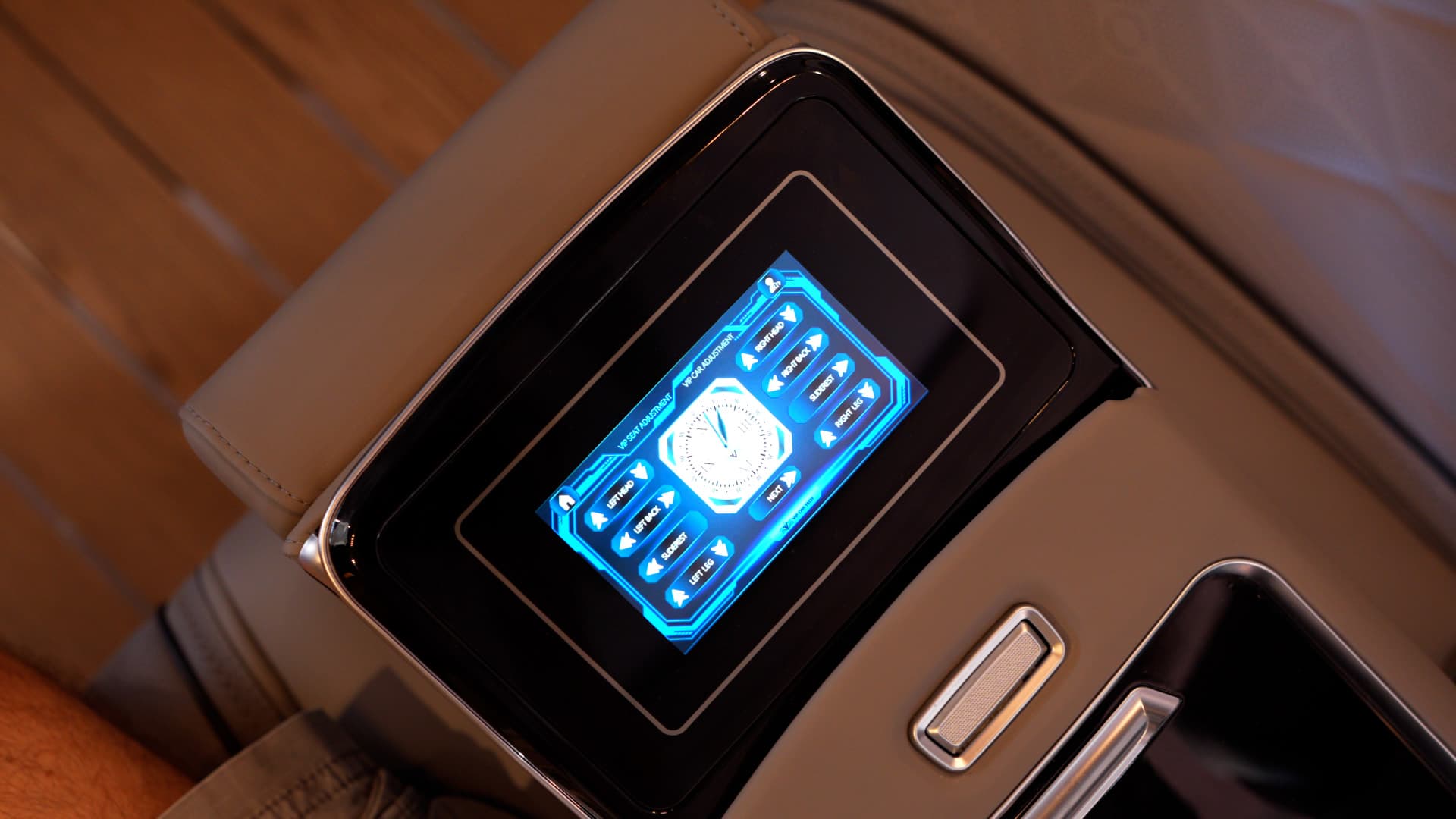 Touchscreen controls for the individual passenger seat in the Ilesbus Vito VIP