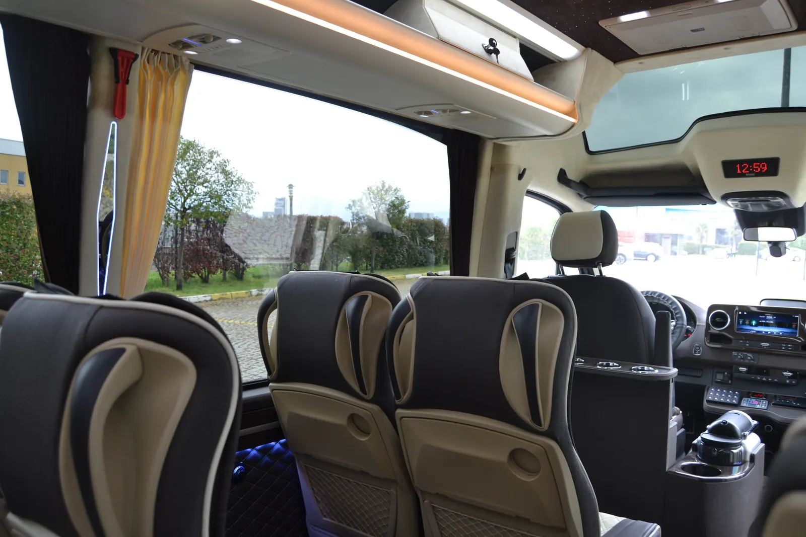 Elite vehicle, view 19 of 23