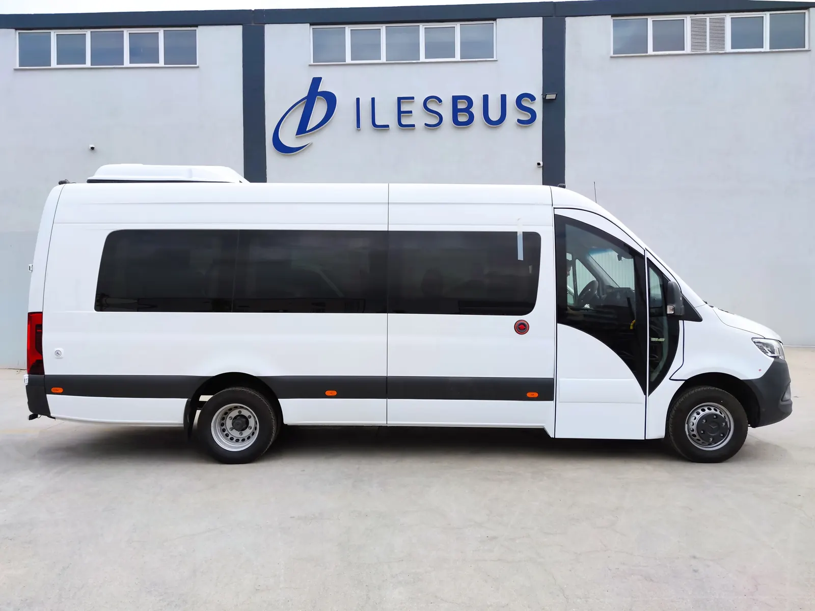 Harmony vehicle, view 1 of 53