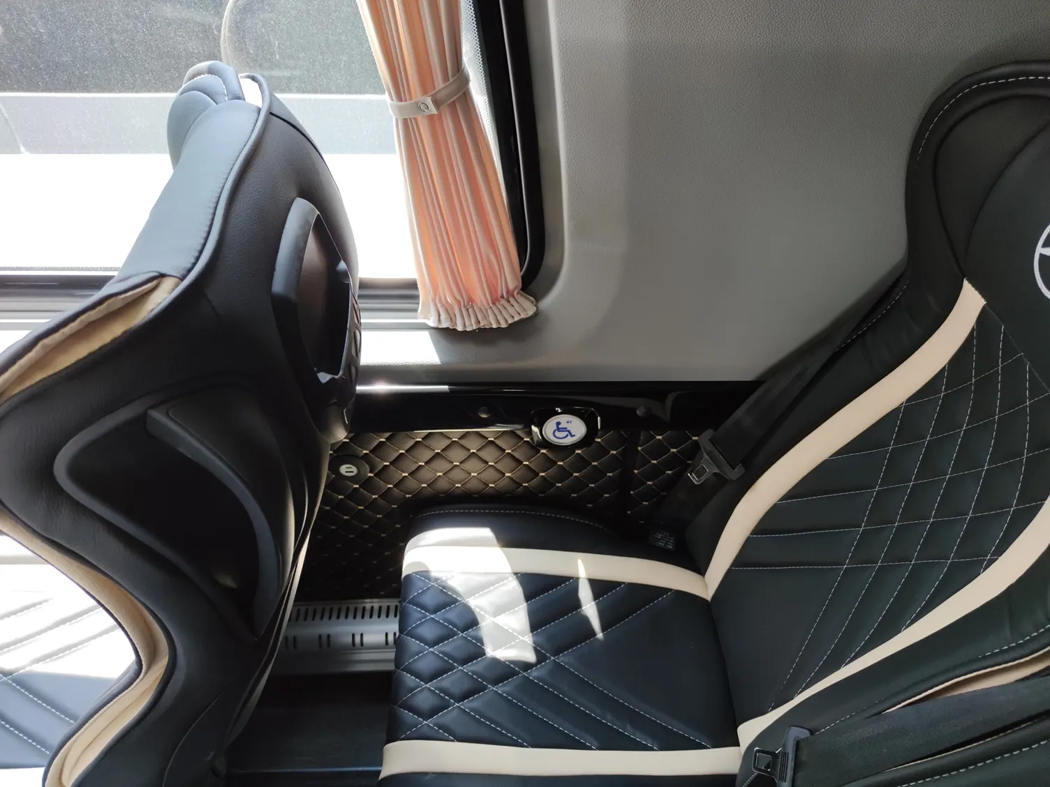 Harmony vehicle, view 9 of 53
