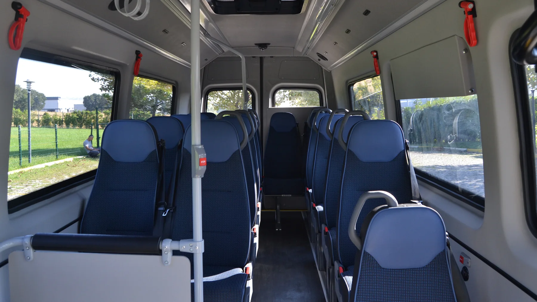 I-City vehicle, view 5 of 9