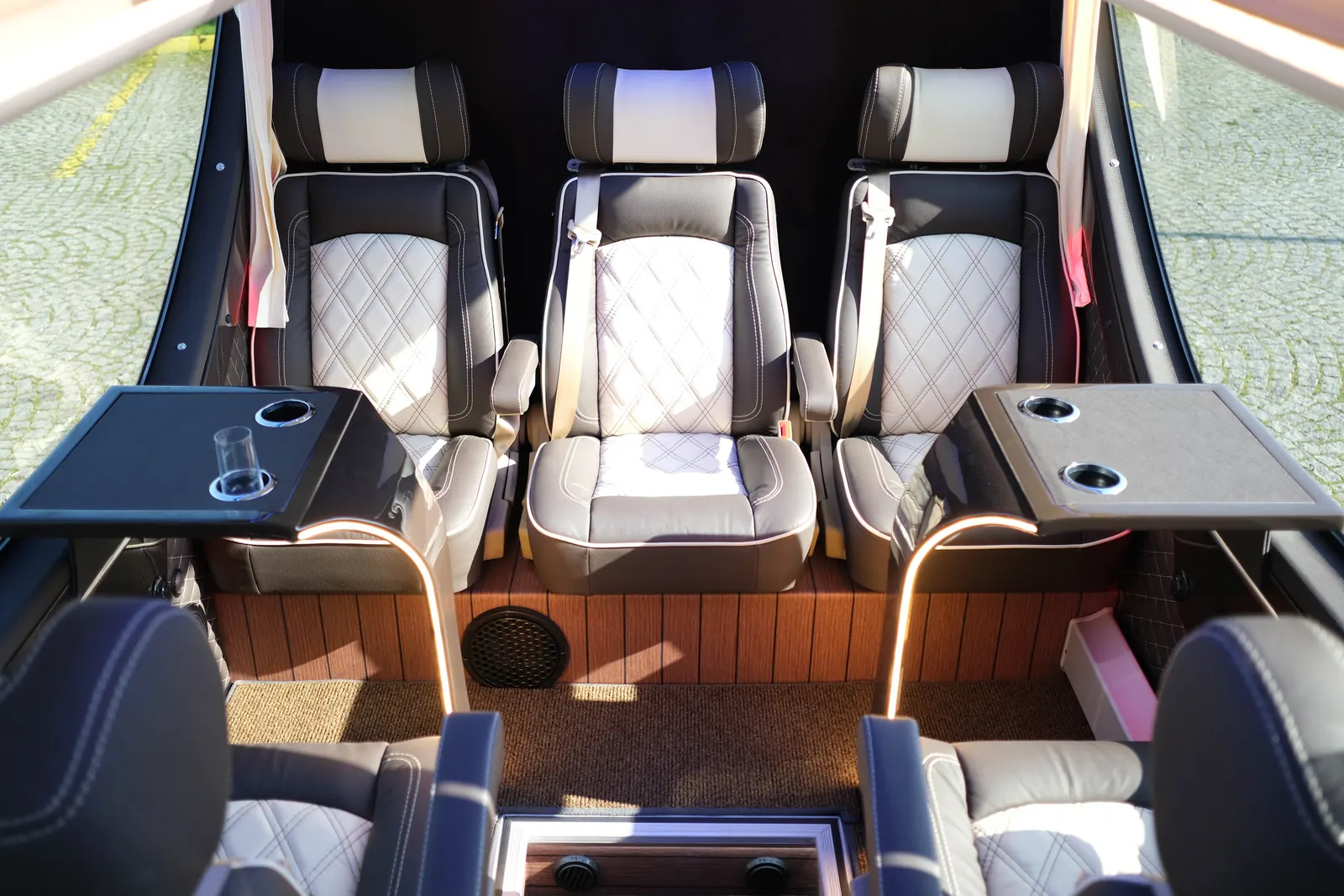 Ultra vehicle, view 9 of 38