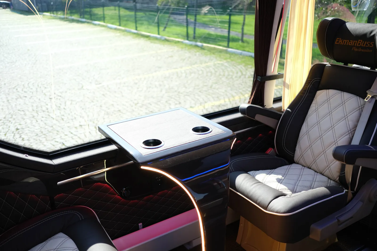 Ultra vehicle, view 11 of 38