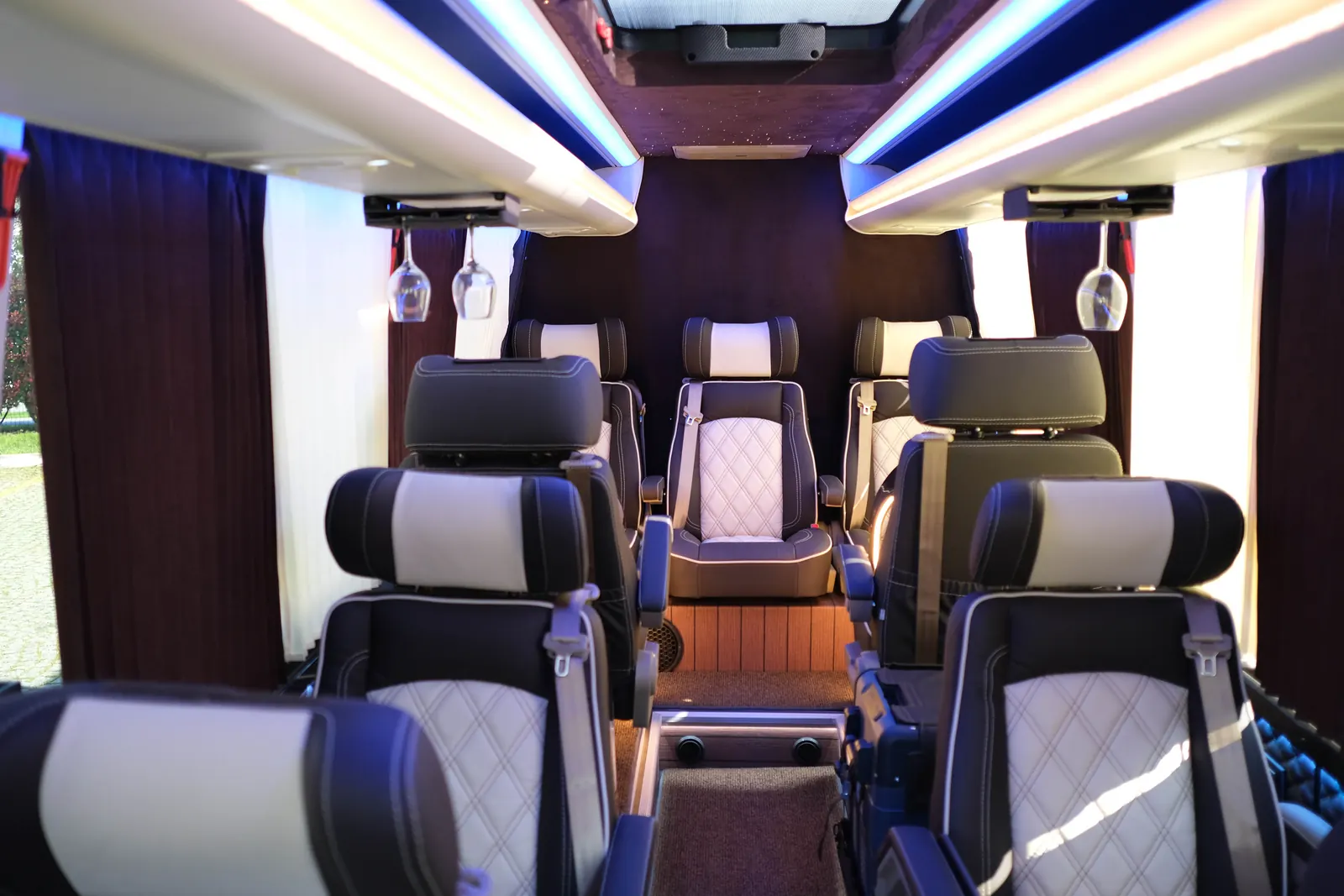 Ultra vehicle, view 20 of 38